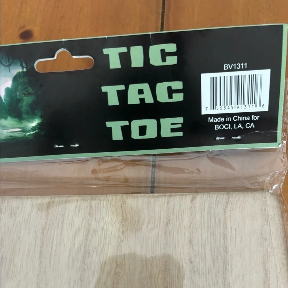 Dinosaur tick tack toe game. Brand new